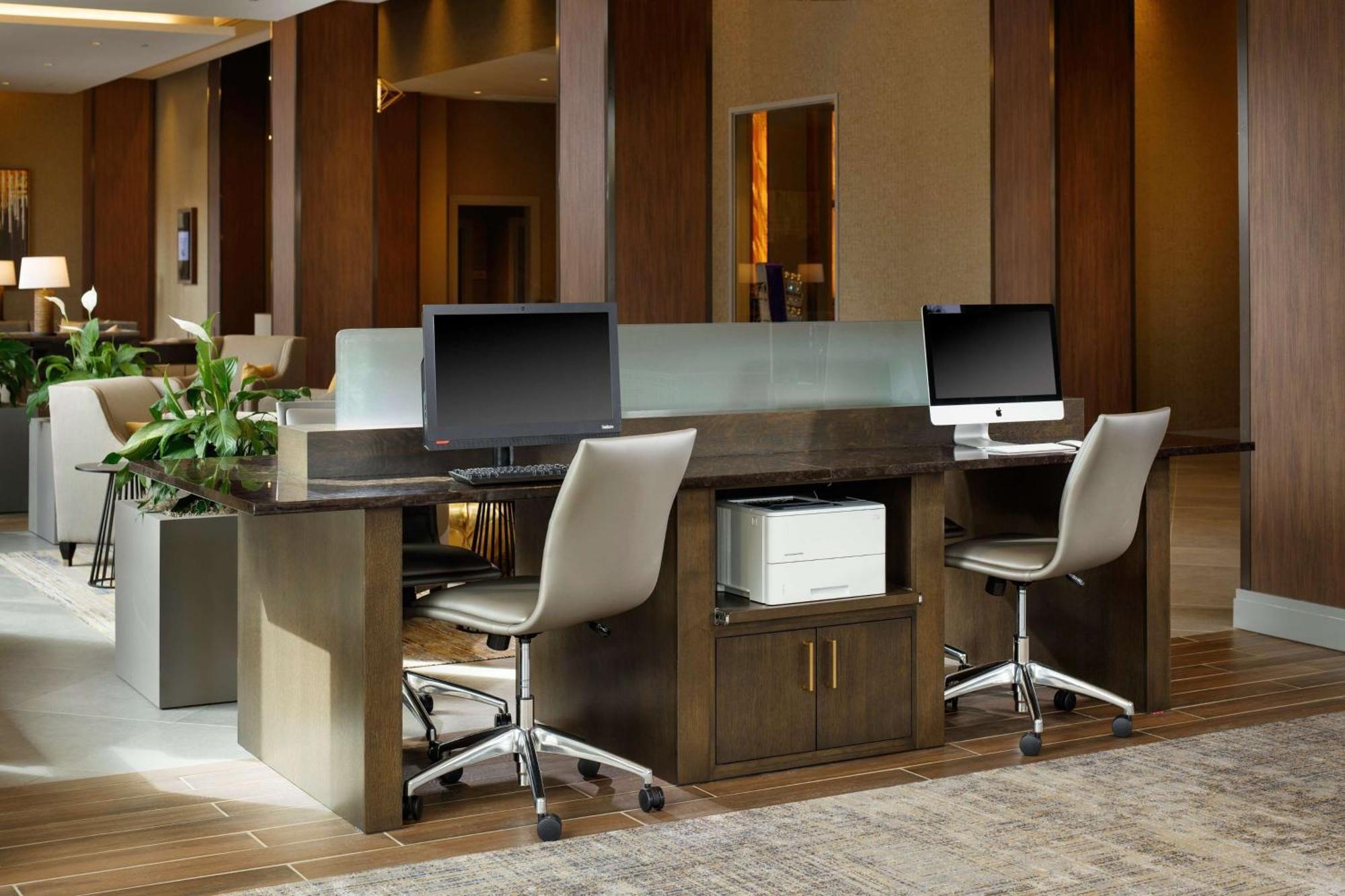 Embassy By Hilton 4*